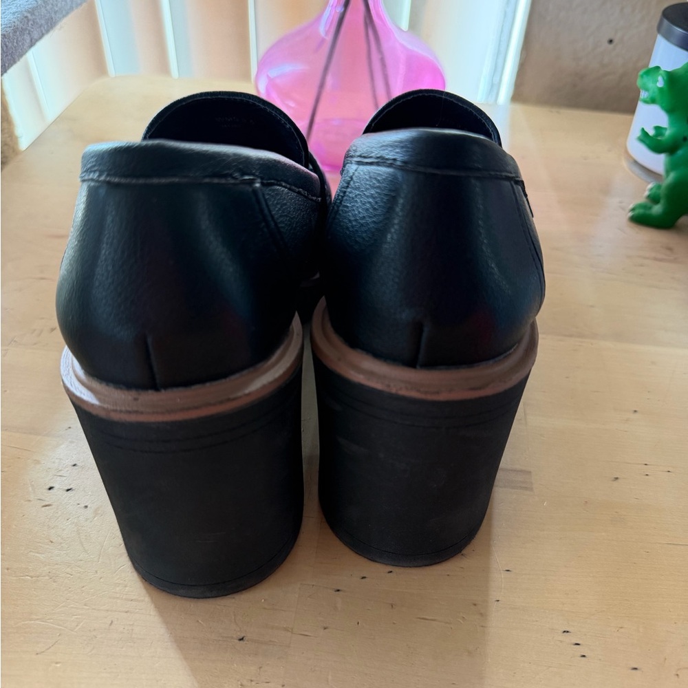 Dolce Vita Black Platform Penny Loafers Lug Sole Block Heel Size 9.5 - Picture 5 of 9